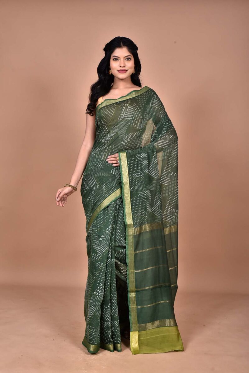 Silk Cotton Saree with Hand Screen Print  (Dark Green )