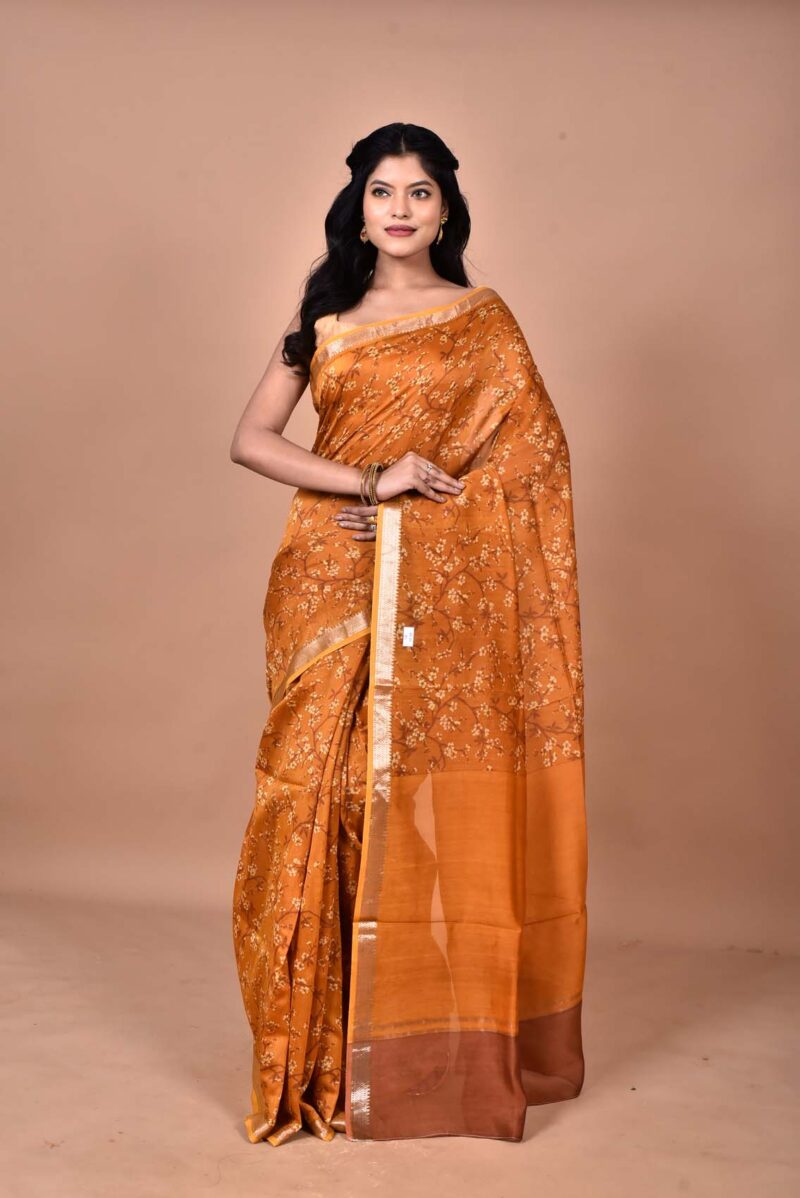 Silk Cotton Saree with Hand Screen Print  (Dark Yellow)