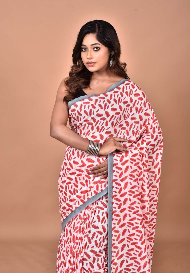 Cotton MulMul Sarees with Hand Screen Prints (Red)