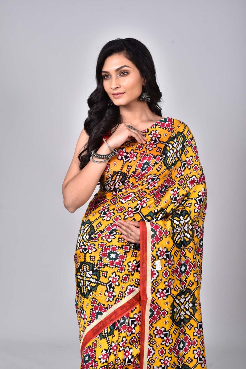 Mulberry & Raw Silk Saree with Digital Print  (Yellow Multi )