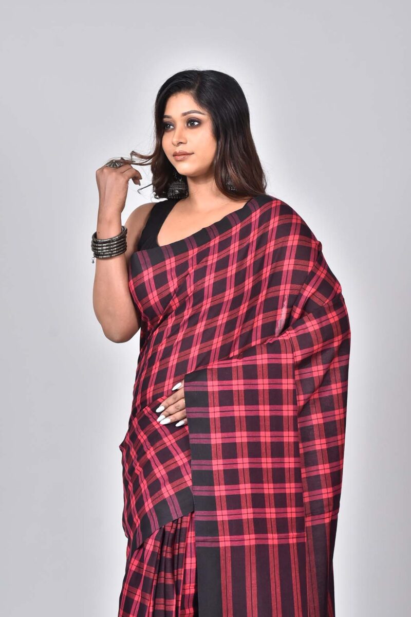 Superior Giza Cotton Yarn Dyed Woven Saree (Red Black)