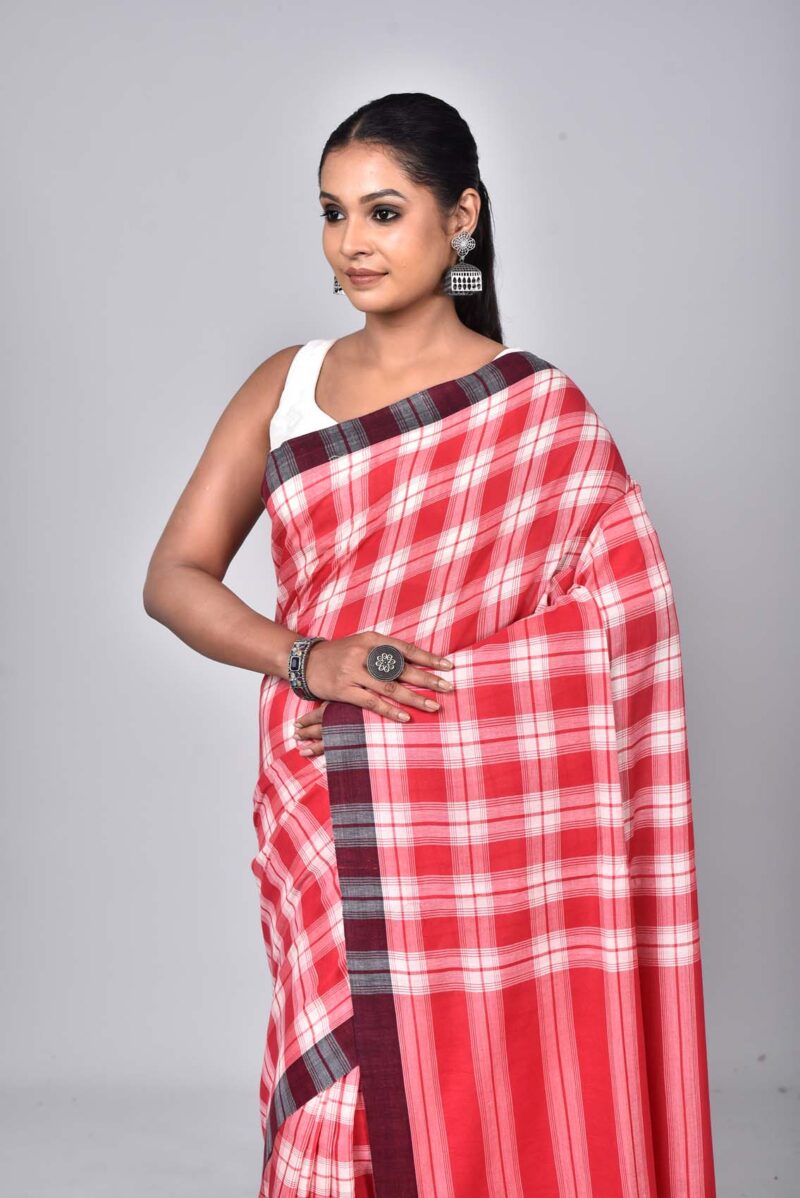 Superior Giza Cotton Yarn Dyed Woven Saree (Red)