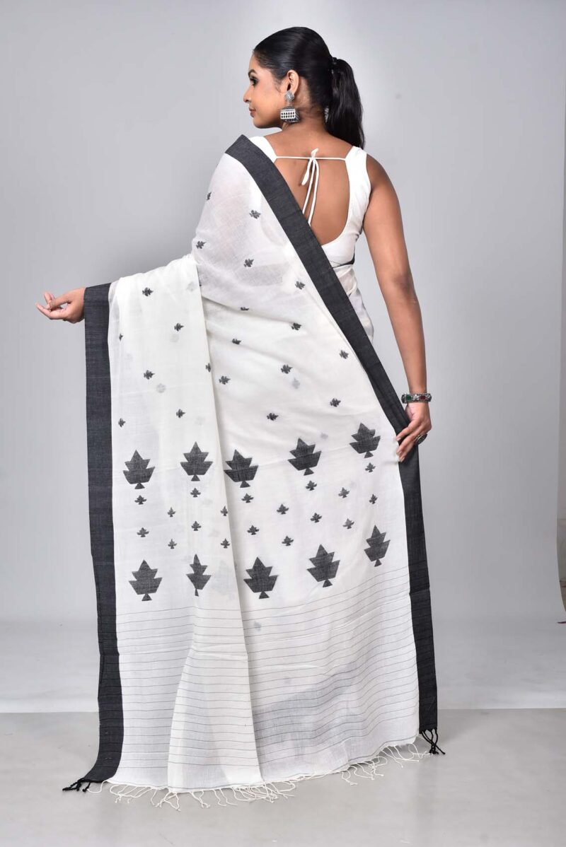 Cotton Jamdani Woven Saree (Off White)