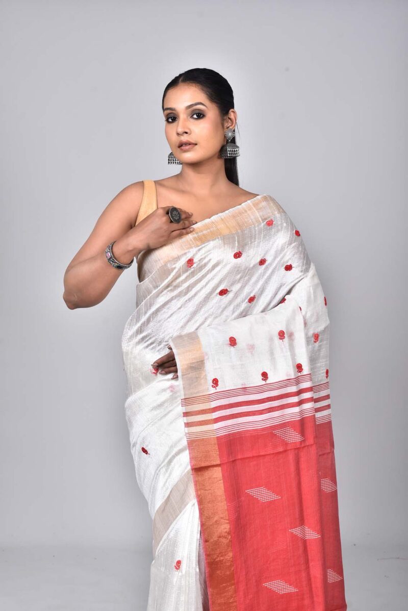 Tassar Raw Silk Sarees with Hand Embroidery Kantha Work (Off White)